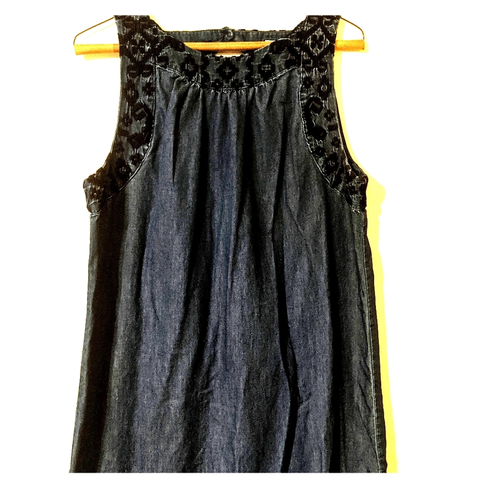 Old Navy Sleeveless Chambray Denim Dress